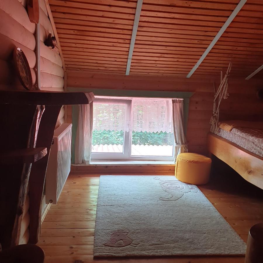 Hotel Kostel House à Mykulychyn Extérieur photo